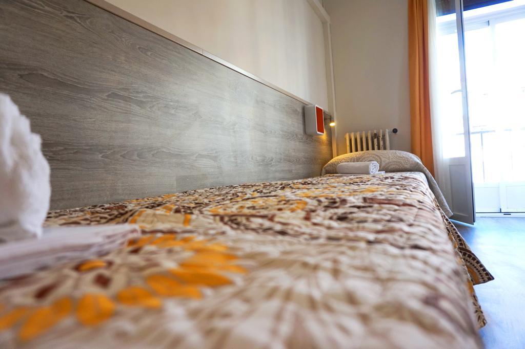 Muchomadrid Hostal
